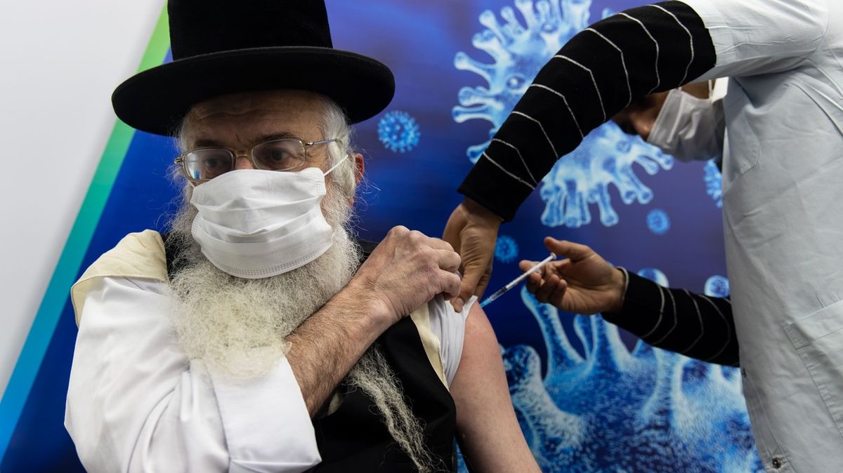 Izrael chystá rozvolnění. Zvažuje trestat odmítače očkování